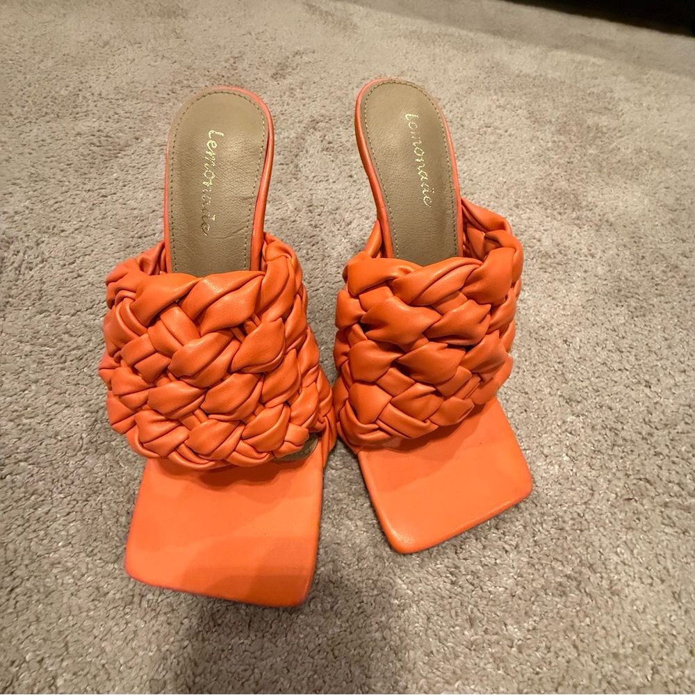 Size 8 Stylish Orange Braided Mules